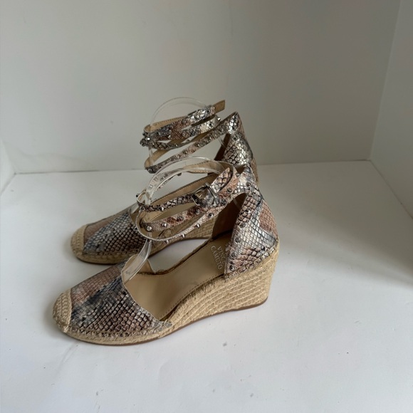 Vince Camuto Vanissa Snake spring Leather Espadrille Wedges Size 8